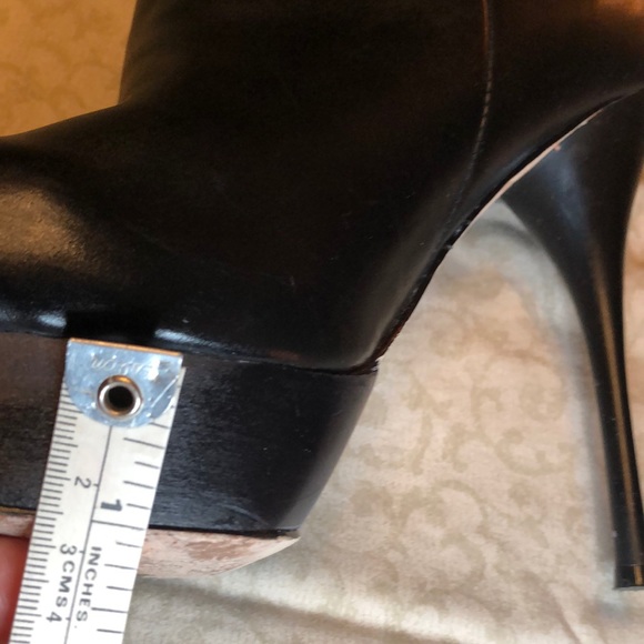 Fab L.A.M.B. Black leather booties - Picture 7 of 7